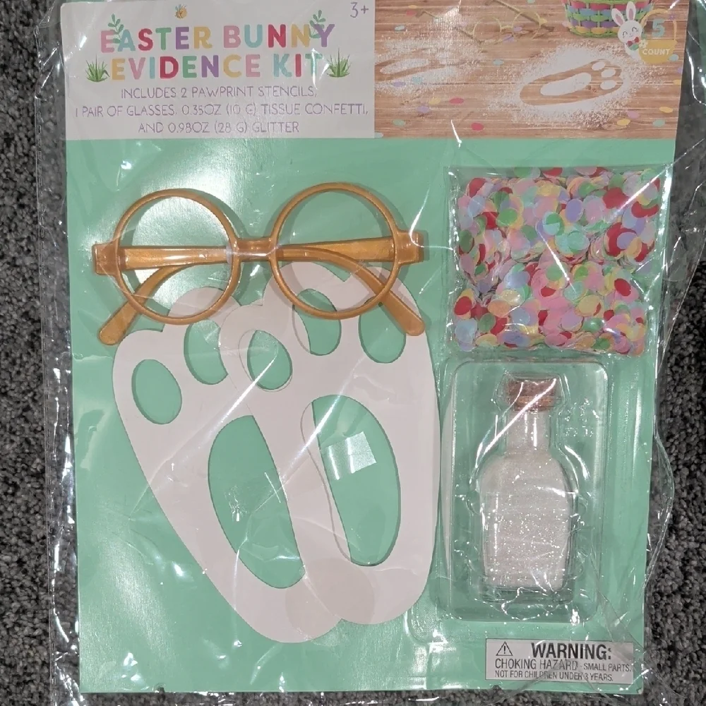 NWT PACK OF 6 Easter Bunny Evidence Kit Party Favor - Gold and White